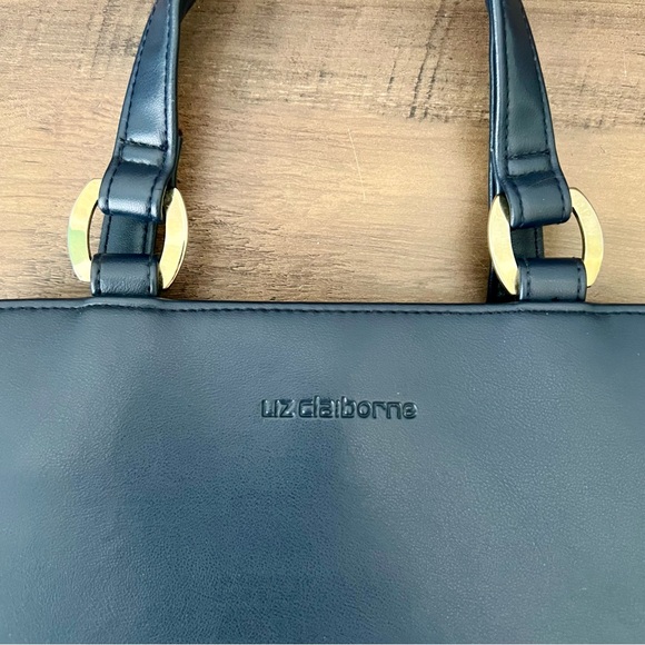 Liz Claiborne Navy Leather Women’s Bag with brass hardware - Picture 5 of 9